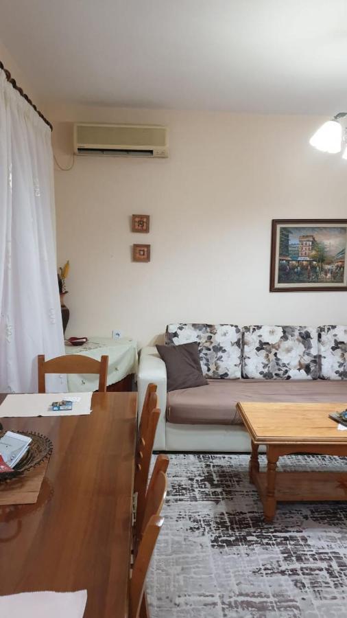Valentina'S Apartment Тирана Экстерьер фото