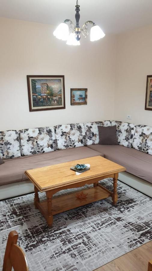 Valentina'S Apartment Тирана Экстерьер фото